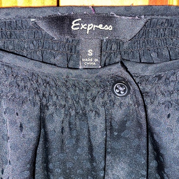 Off the Shoulder Blouse - Picture 5 of 5